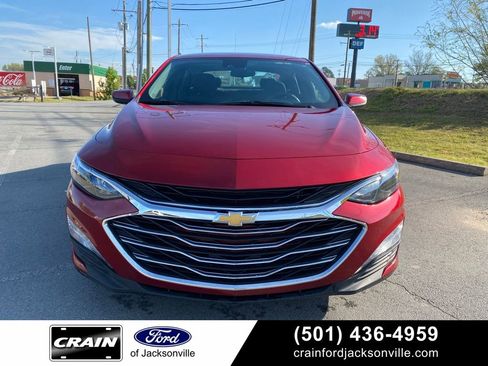 Used 2024 Chevrolet Malibu LT image 1