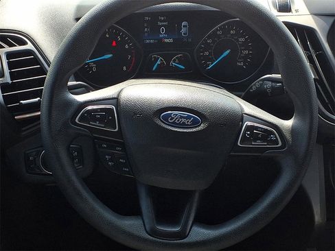 Used 2019 Ford Escape SE image 20