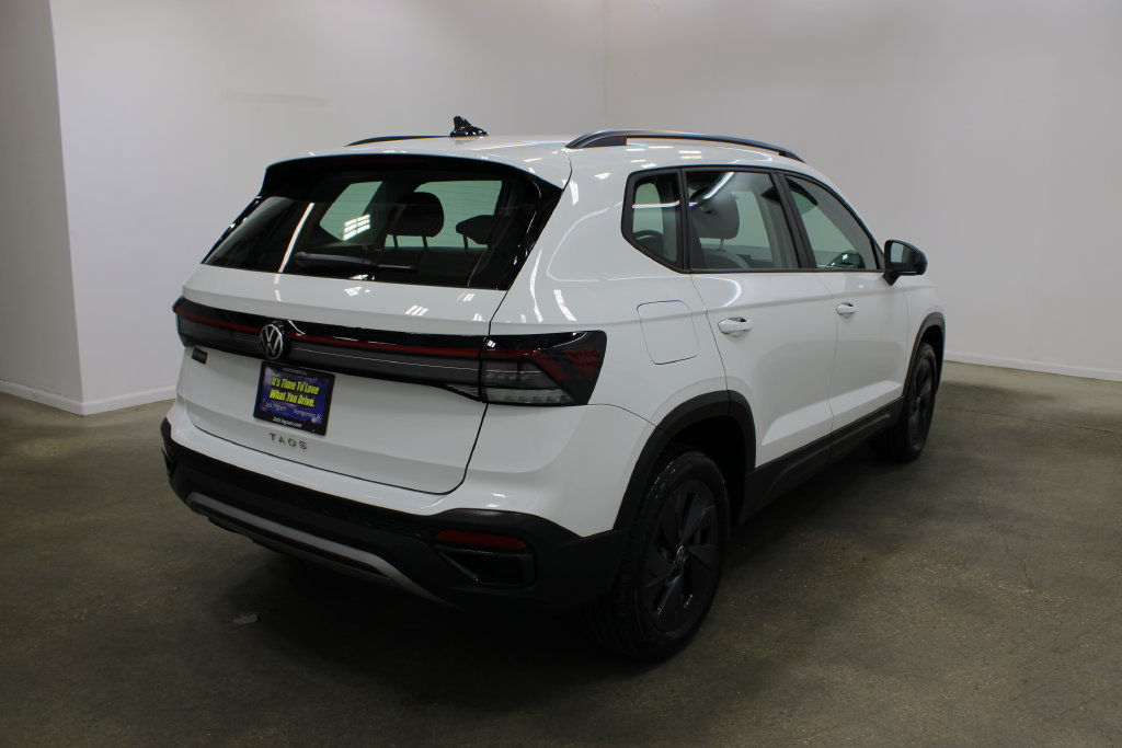 Certified 2026 Volkswagen Taos S FWD image 5
