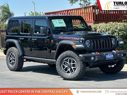 New 2025 Jeep Wrangler Unlimited Rubicon w/ Technology Group