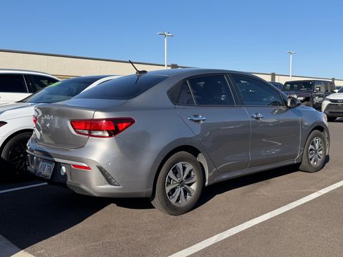 Used 2023 Kia Rio S w/ Technology Package image 3