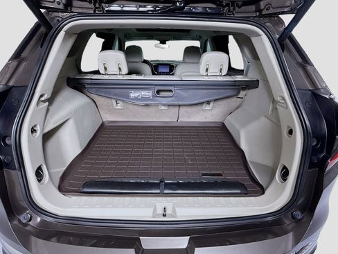 Used 2020 GMC Terrain Denali w/ Denali Premium Package FWD image 29