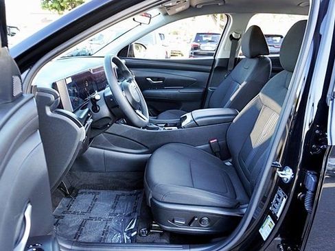 Used 2026 Hyundai Tucson SEL FWD image 14