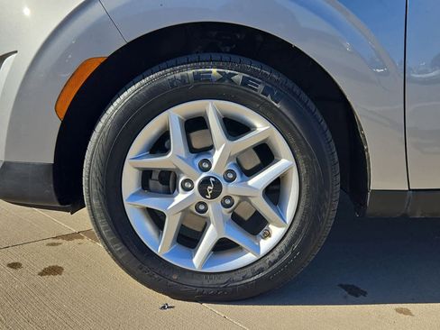 Certified 2024 Kia Soul LX w/ Option Group 015 image 12