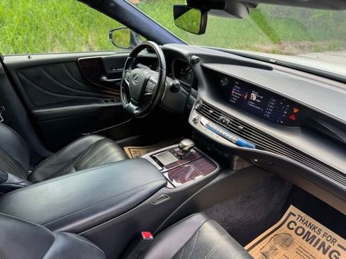 Used 2018 Lexus LS 500 AWD w/ Interior Upgrade Package image 19