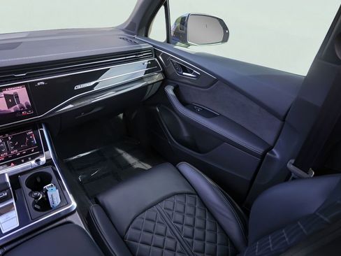Used 2023 Audi SQ7 Premium Plus AWD/4WD image 31