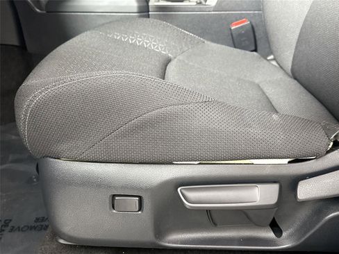 Certified 2025 Toyota 4Runner SR5 image 27