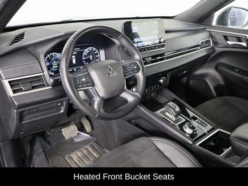 Used 2024 Mitsubishi Outlander SE Black Edition image 24