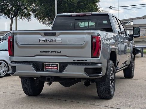 Certified 2024 GMC Sierra 2500 Denali Ultimate AWD/4WD image 4
