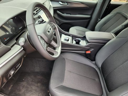 New 2026 Jeep Grand Cherokee L Laredo AWD/4WD image 8