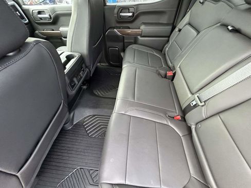 Used 2021 Chevrolet Silverado 1500 LT Trail Boss w/ Convenience Package II image 12