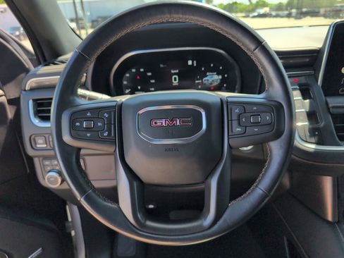 Used 2022 GMC Yukon AT4 AWD/4WD image 24
