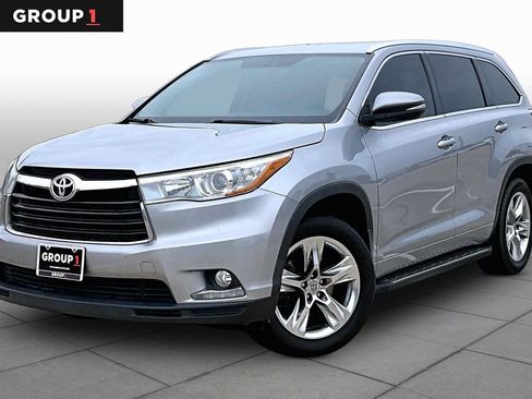 Used 2015 Toyota Highlander Limited FWD image 1