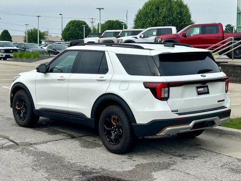 Used 2026 Ford Explorer Tremor w/ Tremor Convenience Package AWD/4WD image 4