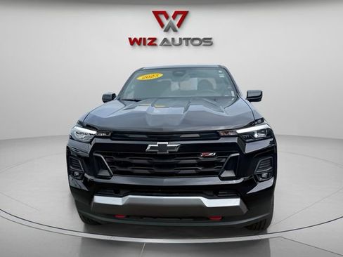 Used 2023 Chevrolet Colorado Z71 w/ Z71 Convenience Package 2 AWD/4WD image 8