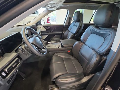 Used 2025 Lincoln Aviator Reserve w/ Equipment Group 201A AWD/4WD image 18