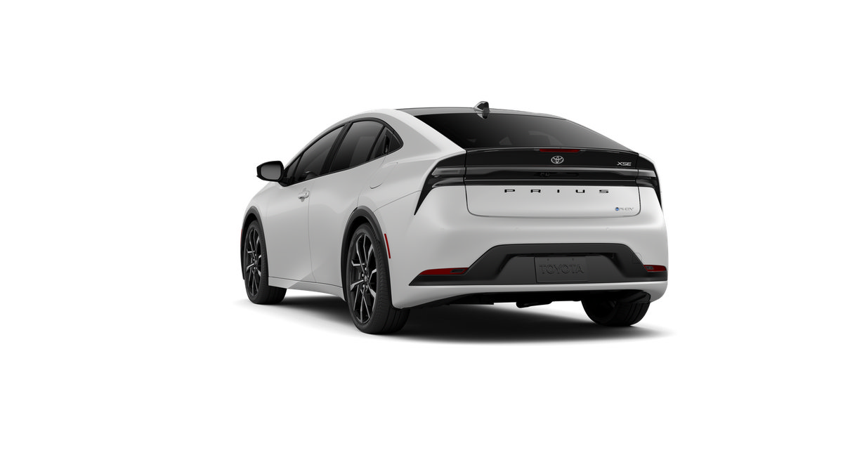 New 2027 Toyota Prius Plug-In Hybrid FWD image 7