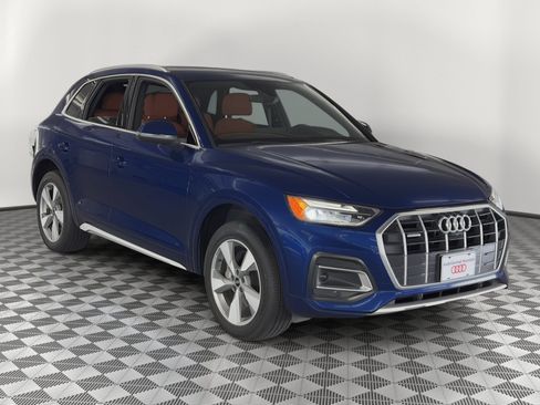 Used 2023 Audi Q5 2.0T Premium Plus w/ Premium Plus Package AWD/4WD image 7