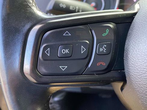 Used 2019 Jeep Wrangler Sport image 17