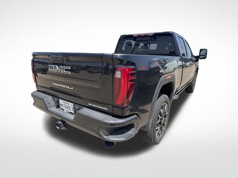 Used 2024 GMC Sierra 2500 Denali w/ Denali Reserve Package AWD/4WD image 8