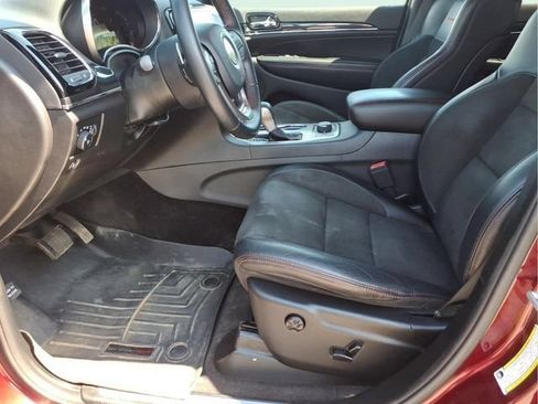 Used 2019 Jeep Grand Cherokee Trailhawk AWD/4WD image 15