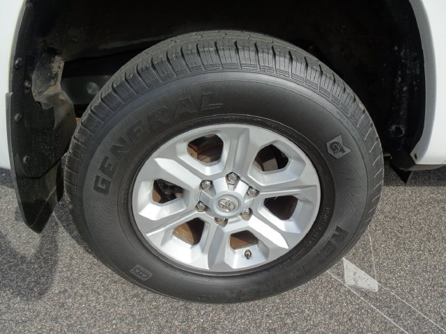 Used 2015 Toyota 4Runner SR5 RWD image 34