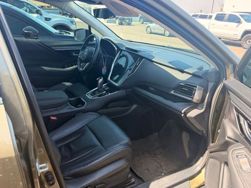 Used 2023 Subaru Outback Touring XT AWD/4WD image 5