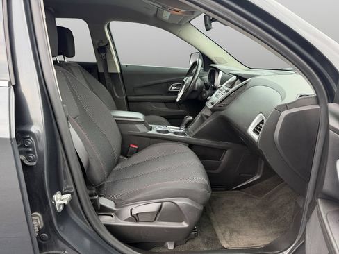 Used 2017 Chevrolet Equinox LT w/ Convenience Package FWD image 20