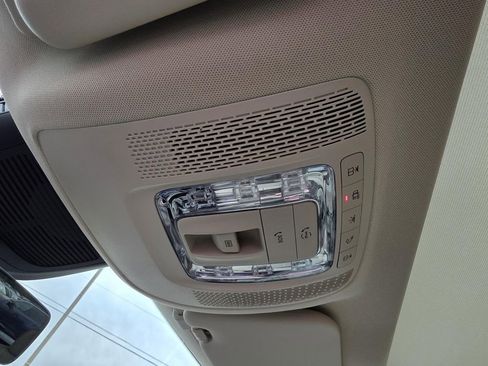 Used 2023 Mercedes-Benz GLE 450 4MATIC image 38