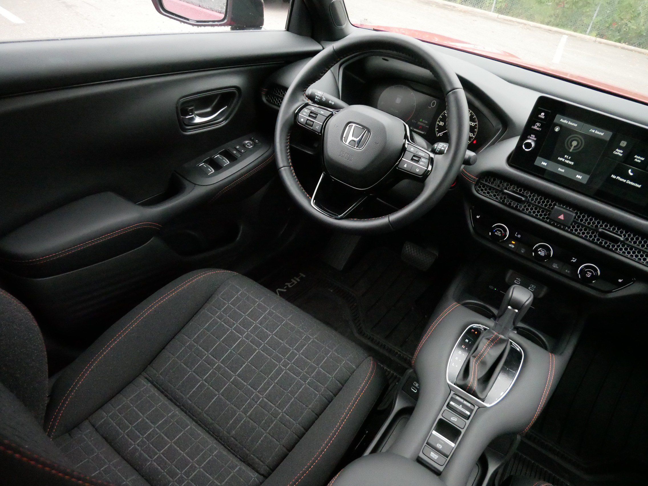 Used 2027 Honda HR-V Sport image 9
