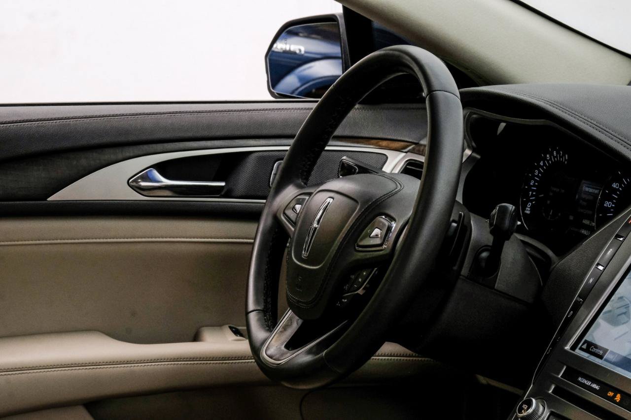 Used 2017 Lincoln MKZ Reserve AWD/4WD image 21