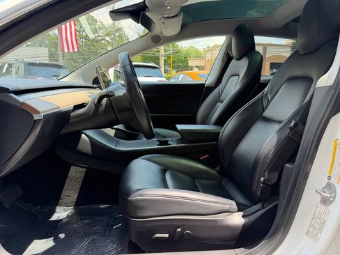 Used 2020 Tesla Model 3 Standard Range Plus RWD image 24