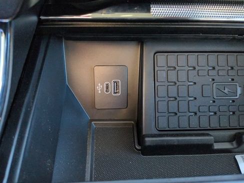 Used 2025 Ford F150 Lariat w/ Equipment Group 502A High AWD/4WD image 29