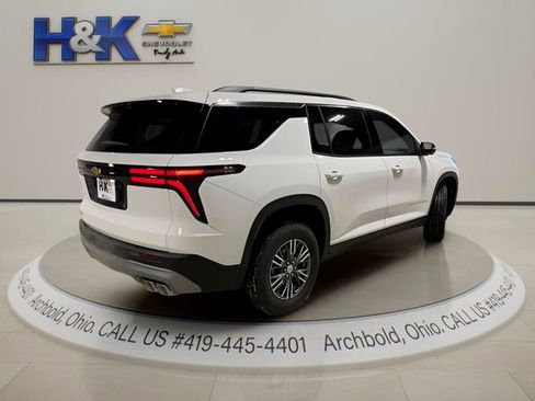 New 2026 Chevrolet Traverse LT w/ Driver Confidence Package image 6