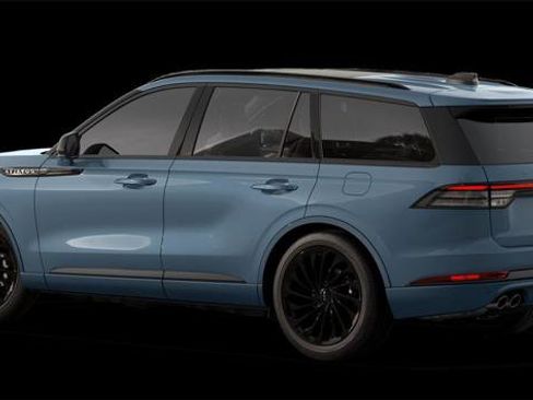 New 2026 Lincoln Aviator Reserve w/ Jet Appearance Package image 2