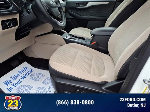 Certified 2022 Ford Escape SE w/ Convenience Package image 15