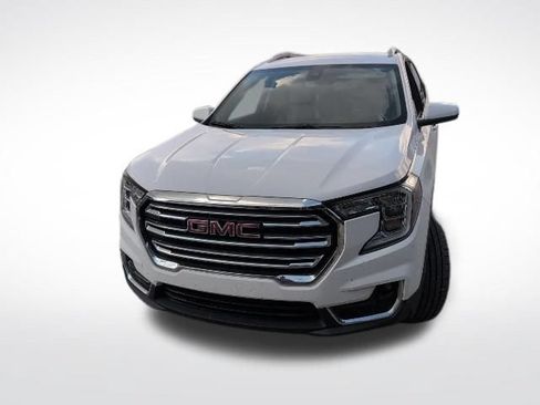 Used 2024 GMC Terrain SLT AWD/4WD image 6