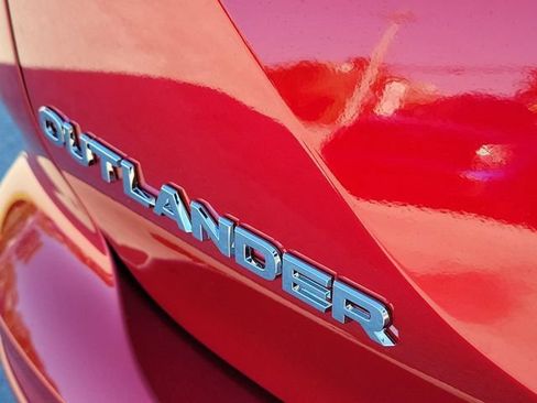 New 2026 Mitsubishi Outlander SEL FWD image 10