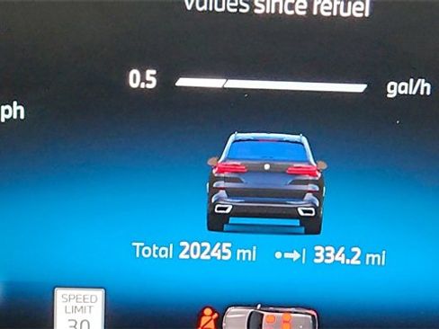 Used 2024 BMW X5 sDrive40i w/ M Sport Package image 41