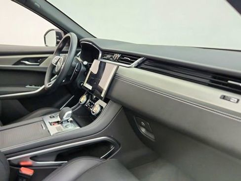 Used 2025 Jaguar F-PACE R-Dynamic S image 20