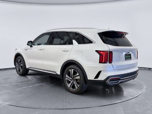Used 2023 Kia Sorento SX Prestige AWD/4WD image 2