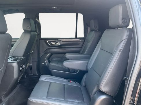 Used 2023 Chevrolet Suburban LT AWD/4WD image 13
