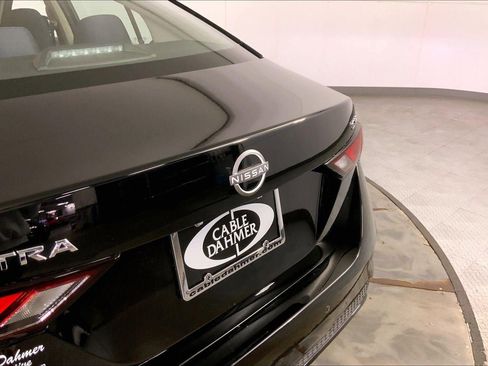 Used 2024 Nissan Sentra SV FWD image 29