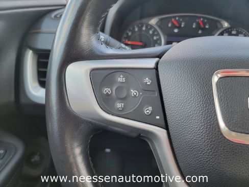 Used 2021 GMC Terrain SLT w/ Infotainment Package II image 19