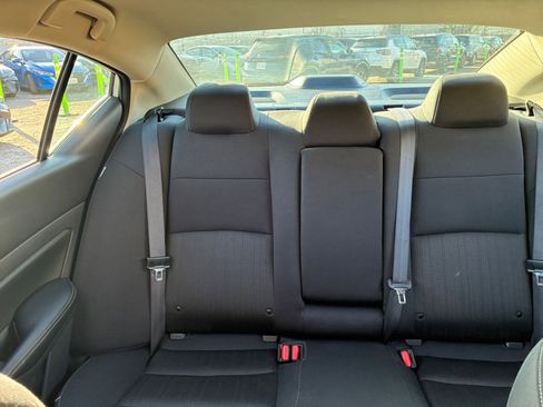 Used 2025 Nissan Altima 2.5 SV image 40