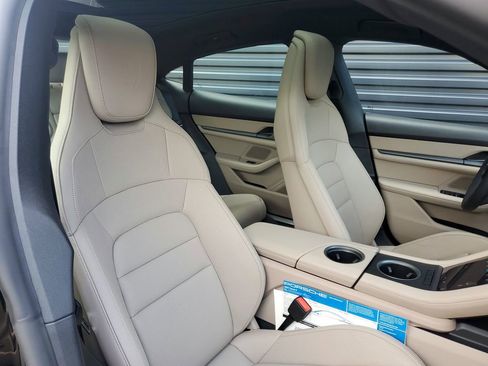 Certified 2025 Porsche Taycan image 19