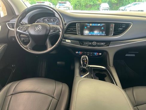 Used 2018 Buick Enclave Essence w/ Trailering Package AWD/4WD image 16