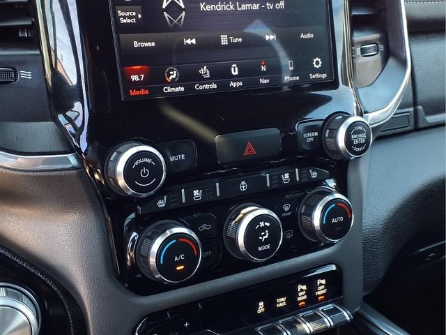 Used 2020 RAM 1500 Laramie w/ Sport Appearance Package AWD/4WD image 8
