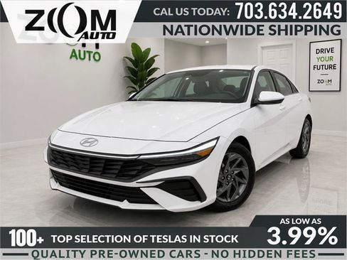 Used 2024 Hyundai Elantra SEL FWD image 1