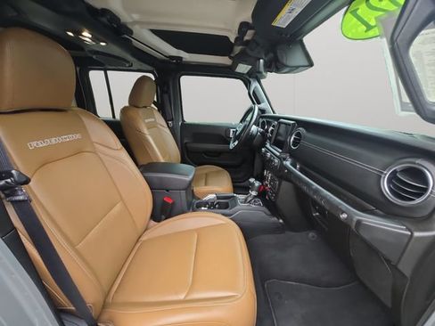 Used 2021 Jeep Wrangler Unlimited Rubicon 4xe w/ Dual Top Group AWD/4WD image 14